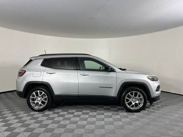 2024 Jeep Compass Latitude Lux