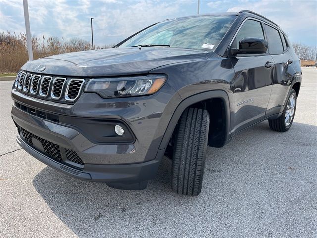 2024 Jeep Compass Latitude Lux