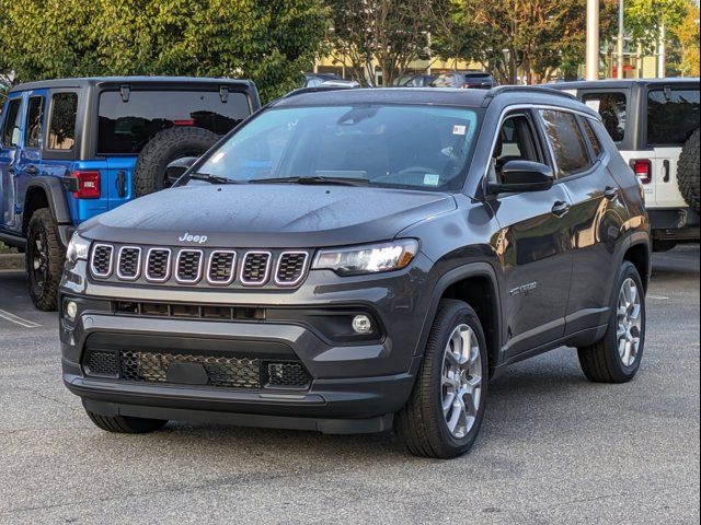 2024 Jeep Compass Latitude Lux