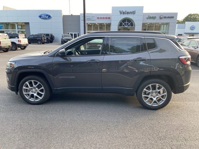 2024 Jeep Compass Latitude Lux