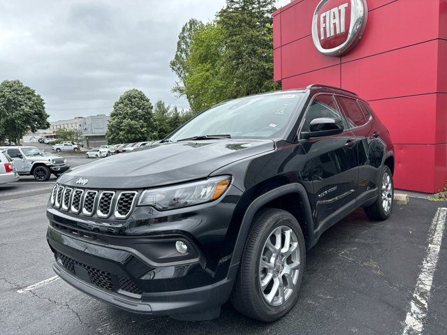 2024 Jeep Compass Latitude Lux