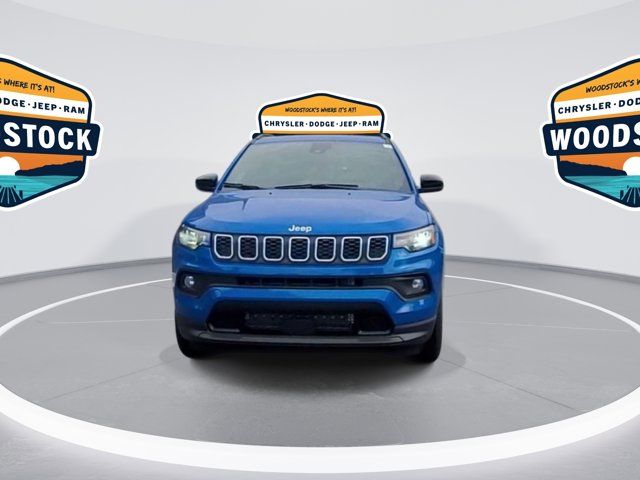 2024 Jeep Compass Latitude Lux