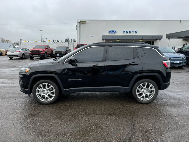 2024 Jeep Compass Latitude Lux