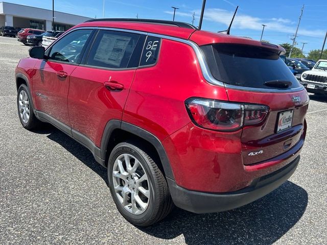 2024 Jeep Compass Latitude Lux