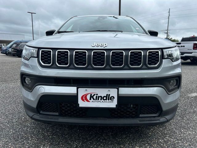 2024 Jeep Compass Latitude Lux