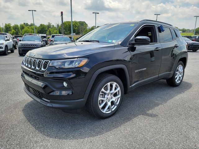 2024 Jeep Compass Latitude Lux