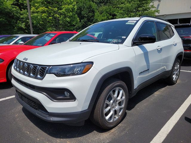 2024 Jeep Compass Latitude Lux