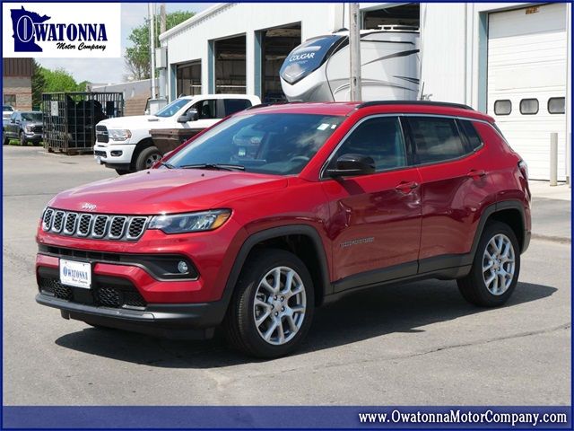 2024 Jeep Compass Latitude Lux