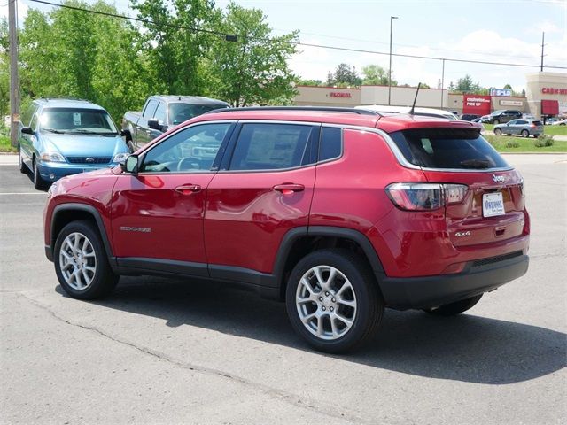 2024 Jeep Compass Latitude Lux