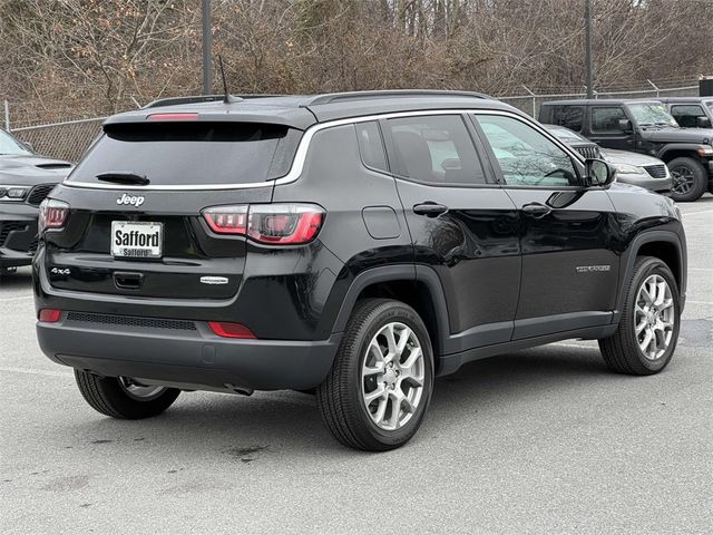 2024 Jeep Compass Latitude Lux