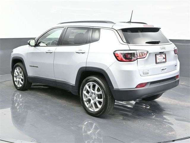 2024 Jeep Compass Latitude Lux