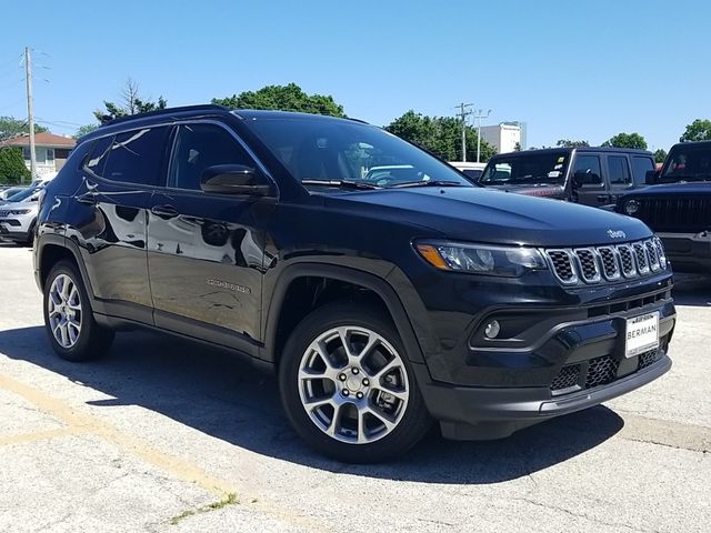 2024 Jeep Compass Latitude Lux