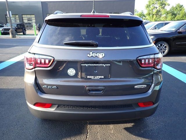 2024 Jeep Compass Latitude Lux