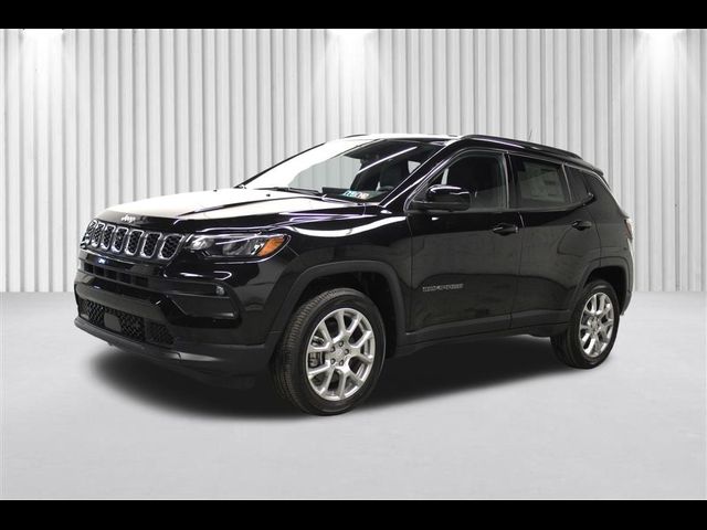 2024 Jeep Compass Latitude Lux