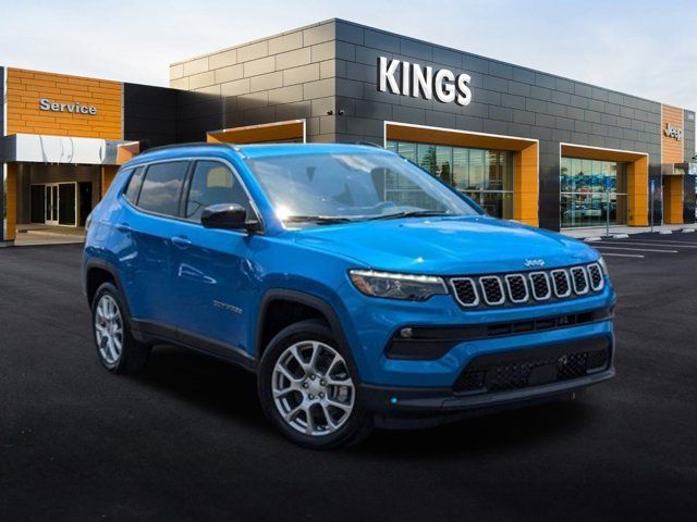 2024 Jeep Compass Latitude Lux