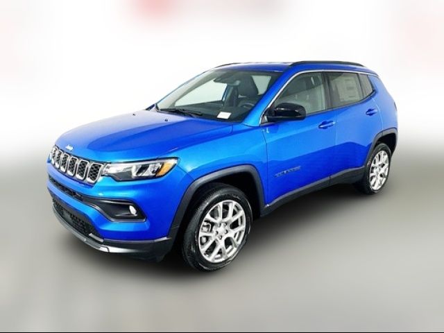 2024 Jeep Compass Latitude Lux