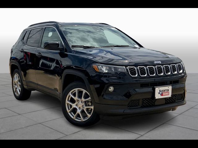 2024 Jeep Compass Latitude Lux