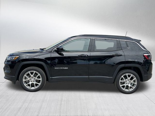 2024 Jeep Compass Latitude Lux