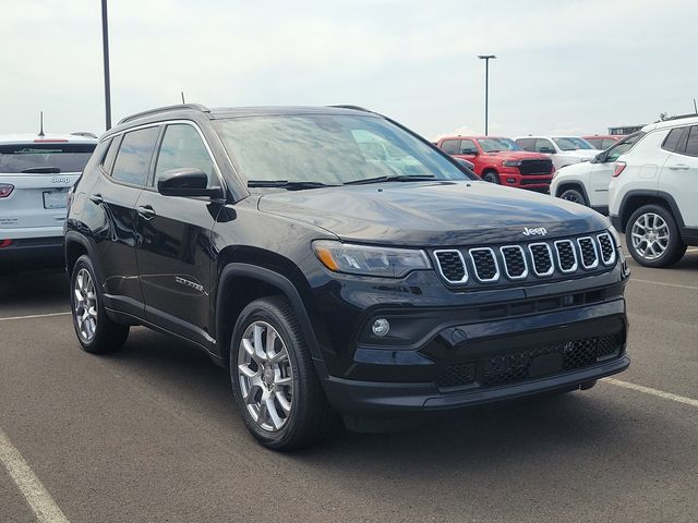 2024 Jeep Compass Latitude Lux