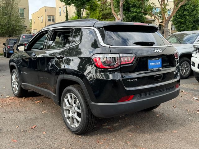 2024 Jeep Compass Latitude Lux