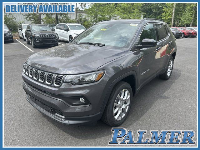 2024 Jeep Compass Latitude Lux