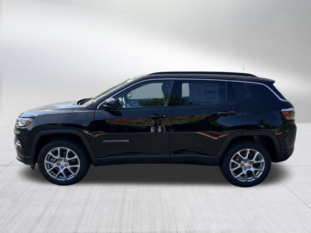 2024 Jeep Compass Latitude Lux