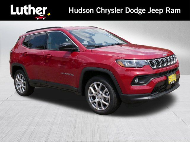 2024 Jeep Compass Latitude Lux