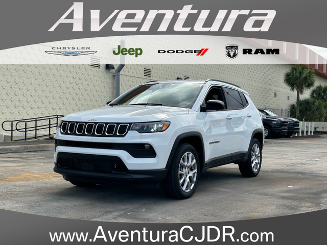 2024 Jeep Compass Latitude Lux