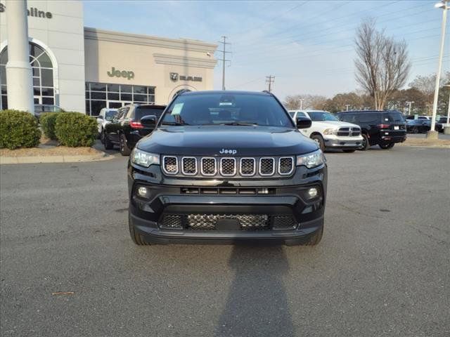 2024 Jeep Compass Latitude Lux