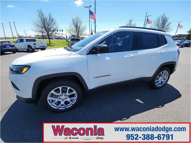 2024 Jeep Compass Latitude Lux