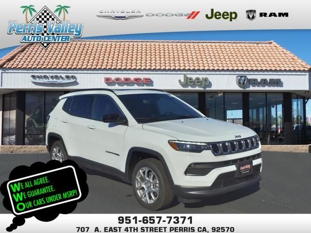 2024 Jeep Compass Latitude Lux