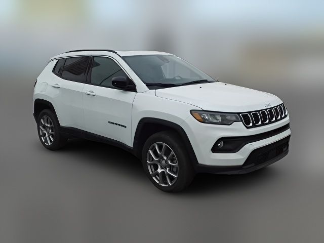 2024 Jeep Compass Latitude Lux