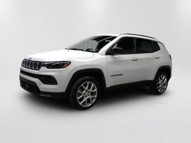 2024 Jeep Compass Latitude Lux