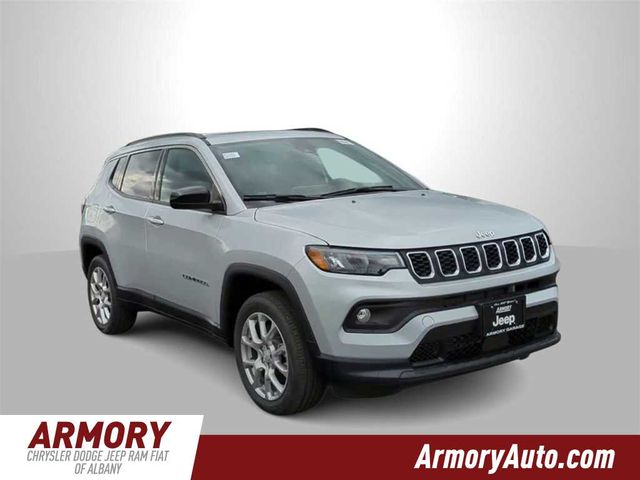 2024 Jeep Compass Latitude Lux