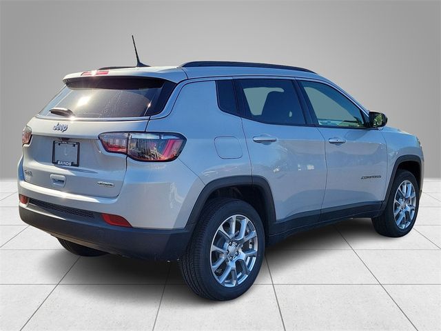 2024 Jeep Compass Latitude Lux