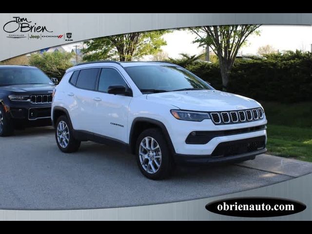 2024 Jeep Compass Latitude Lux