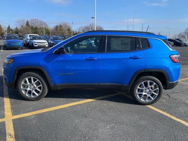 2024 Jeep Compass Latitude Lux