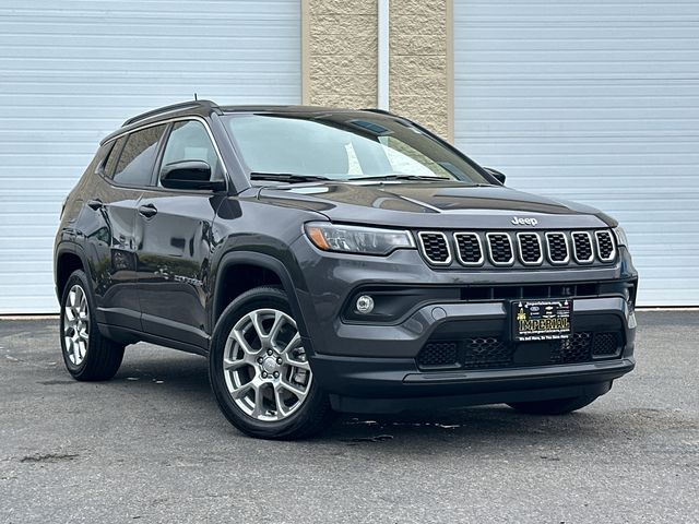 2024 Jeep Compass Latitude Lux