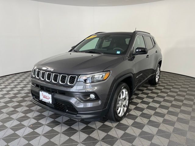 2024 Jeep Compass Latitude Lux