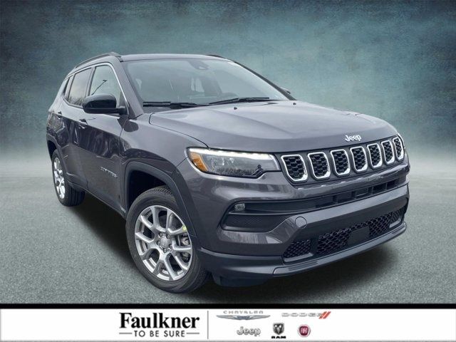 2024 Jeep Compass Latitude Lux