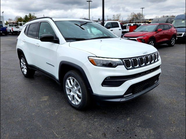 2024 Jeep Compass Latitude Lux