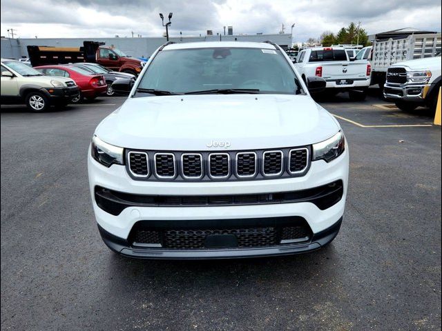 2024 Jeep Compass Latitude Lux