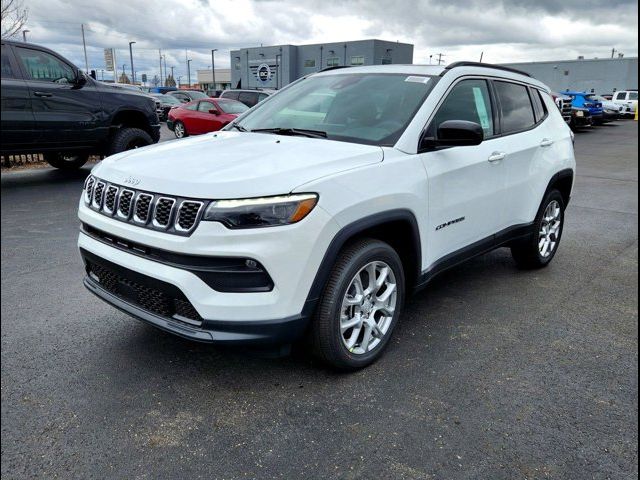 2024 Jeep Compass Latitude Lux