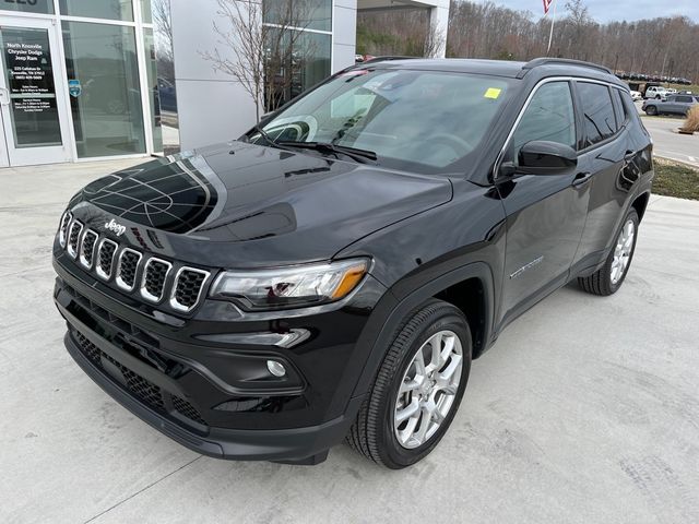 2024 Jeep Compass Latitude Lux