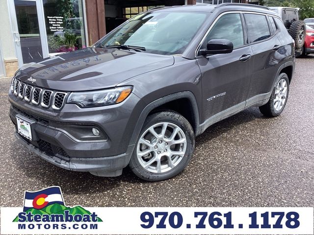 2024 Jeep Compass Latitude Lux