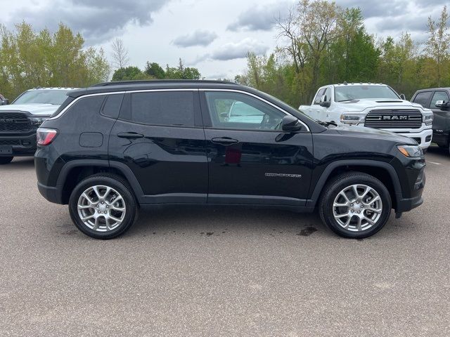 2024 Jeep Compass Latitude Lux