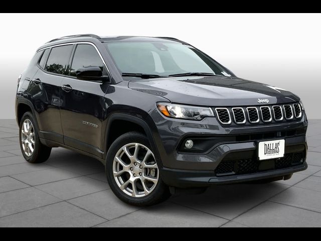 2024 Jeep Compass Latitude Lux