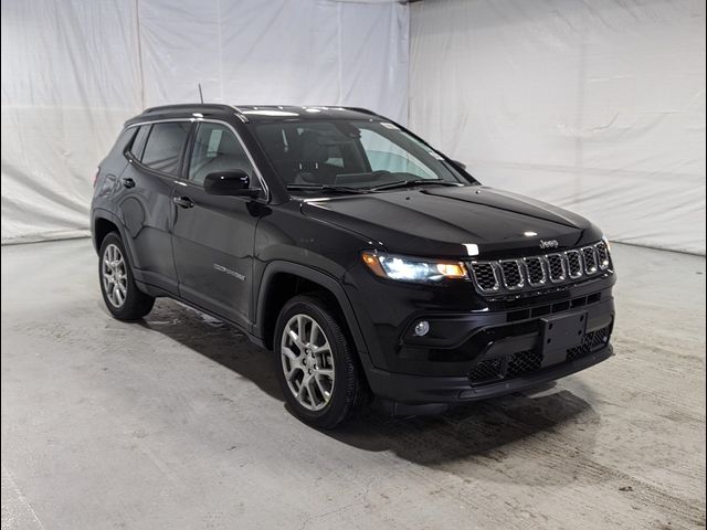 2024 Jeep Compass Latitude Lux