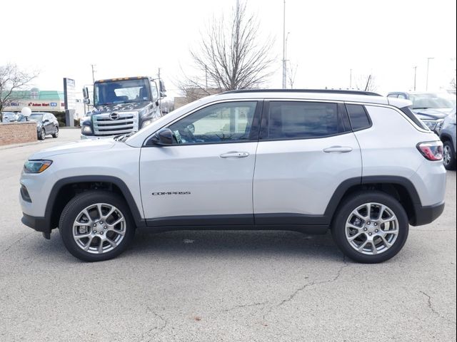 2024 Jeep Compass Latitude Lux