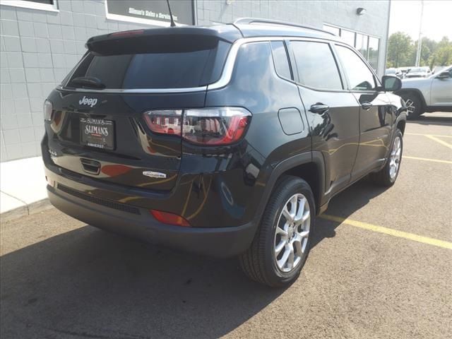 2024 Jeep Compass Latitude Lux